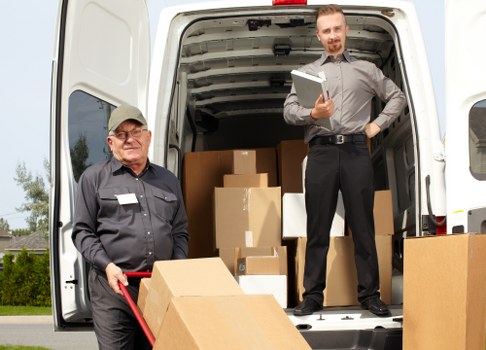 Customer complaint review for a man and van service