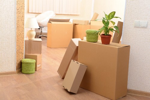Local movers planning a relocation near Paddington transport hub