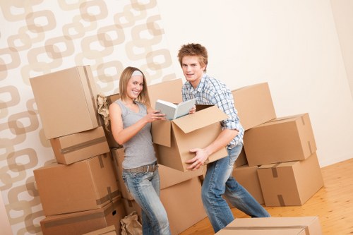 City moving transport suitable for Paddington removals